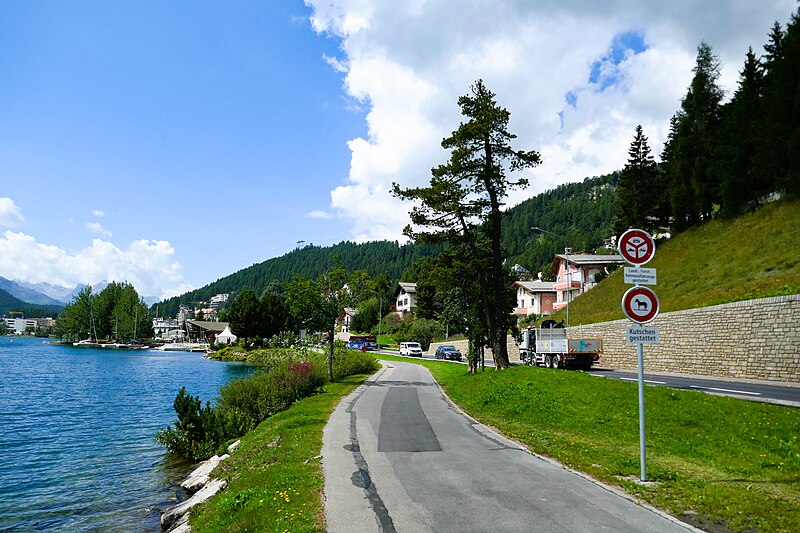 File:St. Moritz - walking path 2.jpg