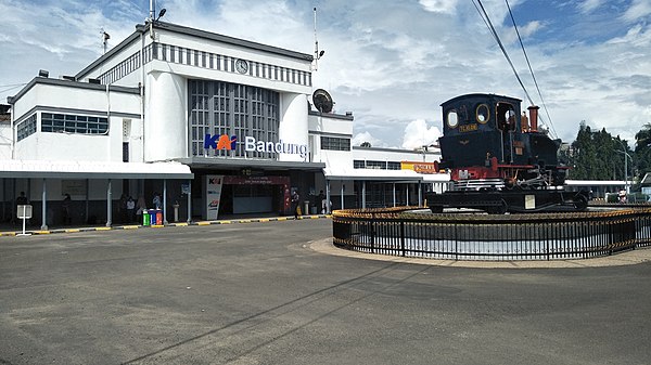 South entrance of Bandung station, December 2020.