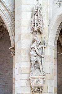 Statue de Saint-Christople à Saint-Riquier.jpg
