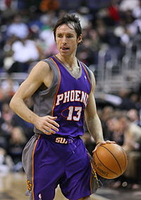 Nash en janvier 2009 avec les Suns.