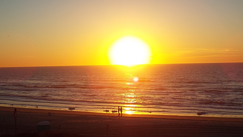 File:Sunrise at Surfside Beach - panoramio.jpg