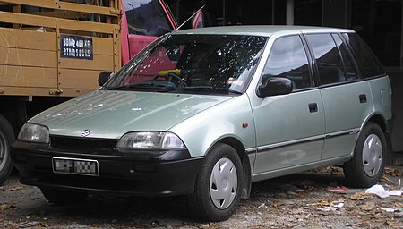 ไฟล์:Suzuki_Swift_(second_generation)_(front),_Kuala_Lumpur.jpg