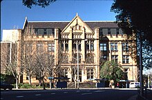 The western facade, pictured in 2007 Sydney Registrar General's Building.jpg