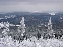 Paisaje nevado del Feldberg sobre el Taunus.