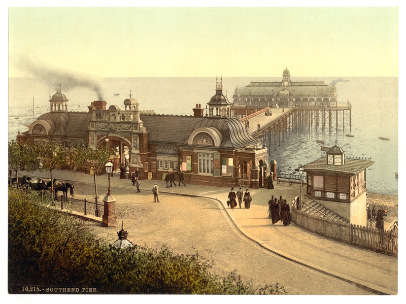 File:The pier, Southend-on-Sea, England-LCCN2002708116.tif