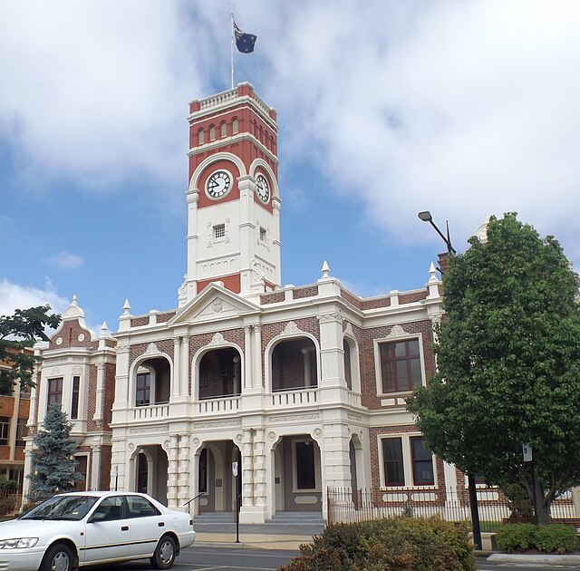 Image: Toowoomba City Hall (cropped)