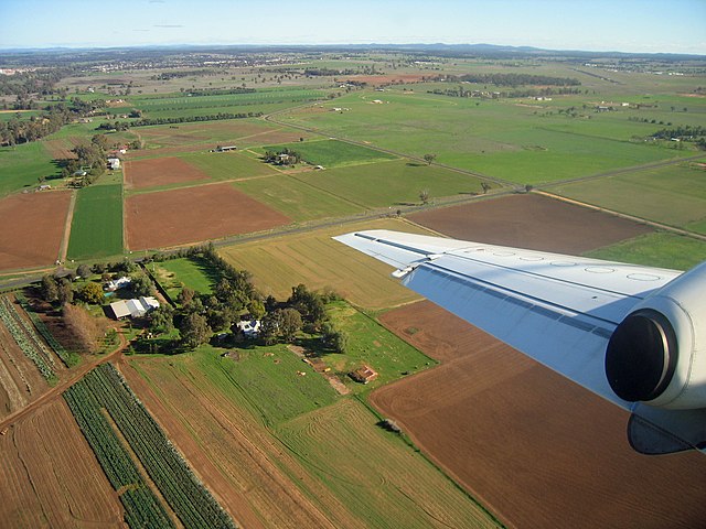 Plains of the Dubbo region, north of the township