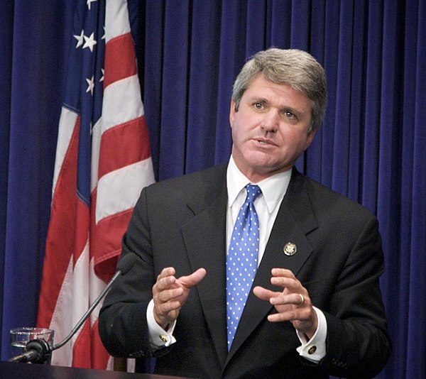 Congressman McCaul addressing cybersecurity at Rice University