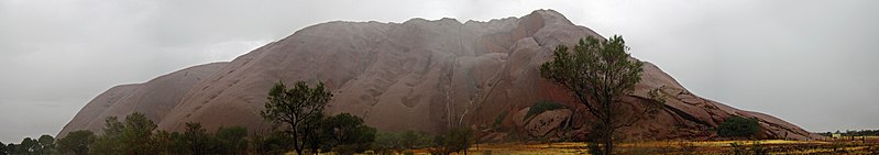 File:Uluru rain.jpg