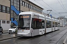 Variobahn 229 trug für kurze Zeit auf der Front das Wappen von Darmstadt.