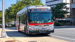 WMATA New Flyer XDE40 7375, Route F6.jpg