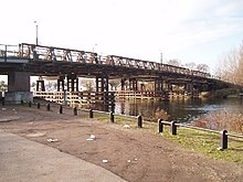 Fourth Walton Bridge (unused) from downstream WaltonBridge.jpg