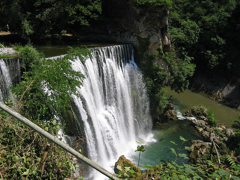 File:Waterfall in Jajce Bosnia.JPG