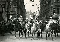 Bílý generální štáb na přehlídce v Esplanadi v Helsinkách, 16. května 1918