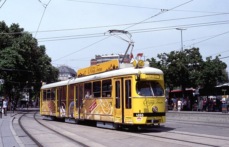 File:WienStraßenbahn4866(50959737291).jpg