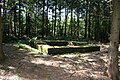 Wp 10/34 beim Kleinkastell Zwing zwischen Hesselbach und Schloßau. Rekonstruiertes Fundament des Steinturms.