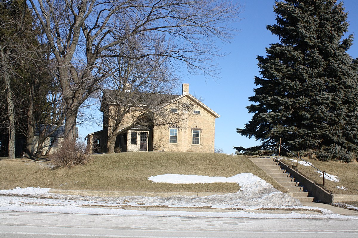 Zirbel-Hildebrandt Farmstead