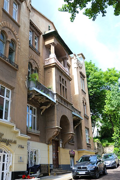 File:Львів, житловий будинок, Франка І. 50.jpg