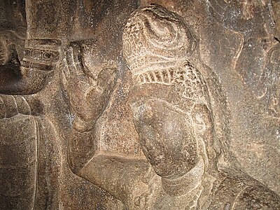 பல்லவர் காலக் குடைவரைக் கோயில் சிலை.JPG
