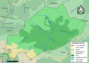 Barevná mapa znázorňující využití půdy.