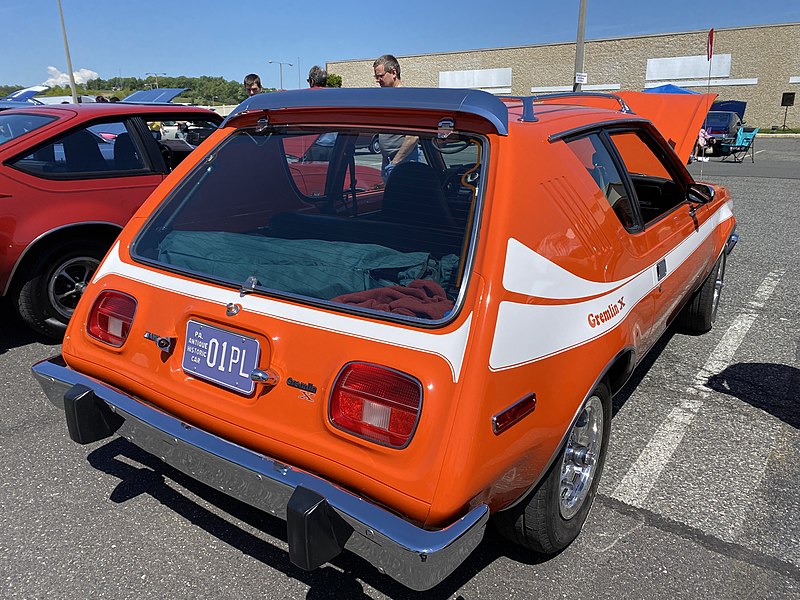 File:1977 AMC Gremlin X red at show 2021 - 3of5.jpg