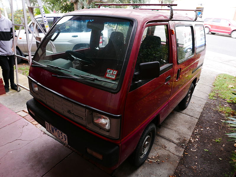 File:1985 Holden Scurry (NB) van (2015-06-03) 01.jpg