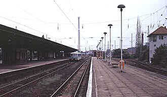 Hennigsdorf station in 1996 with a DR Class VT 2.09 railbus. 19960921a Hennigsdorf.jpg