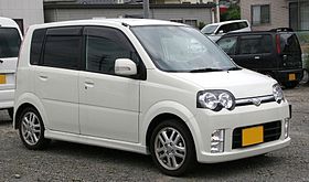 2004-2006 Daihatsu Move Custom.jpg