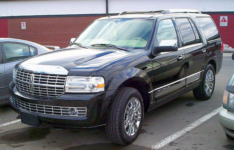 File:2007 Lincoln Navigator.jpg