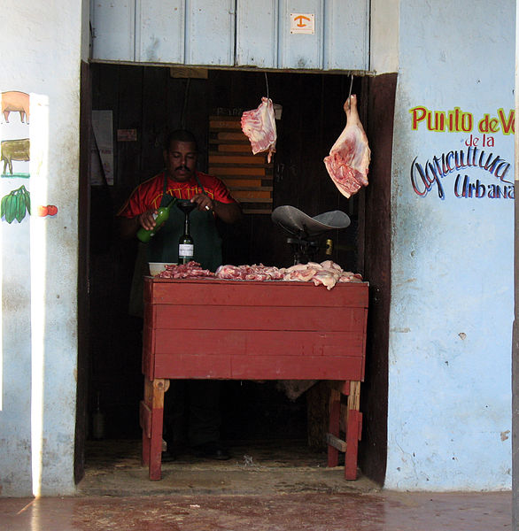 File:2012-02-Sale of meat Baracoa Cuba anagoria.JPG