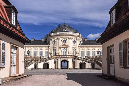 2 Schloss Solitude (Stuttgart) Mitteltrakt der Südseite
