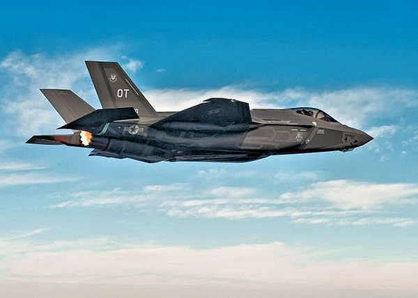 Squadron F-35A Lightning II