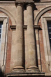 Fluted and filleted columns
