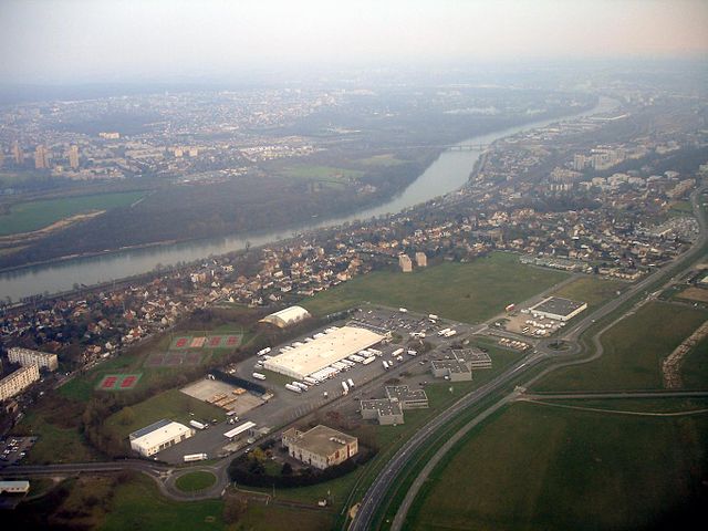 Usa ka Aerial View of Athis-Mons