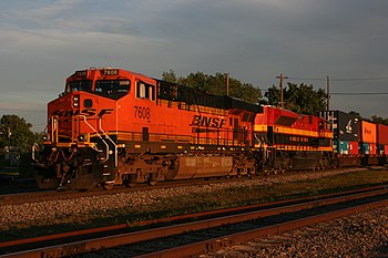 BNSF 7608 at dusk.jpg