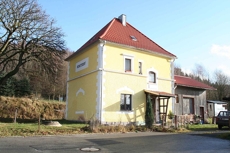 File:Bahnhof-Heinersdorf.jpg