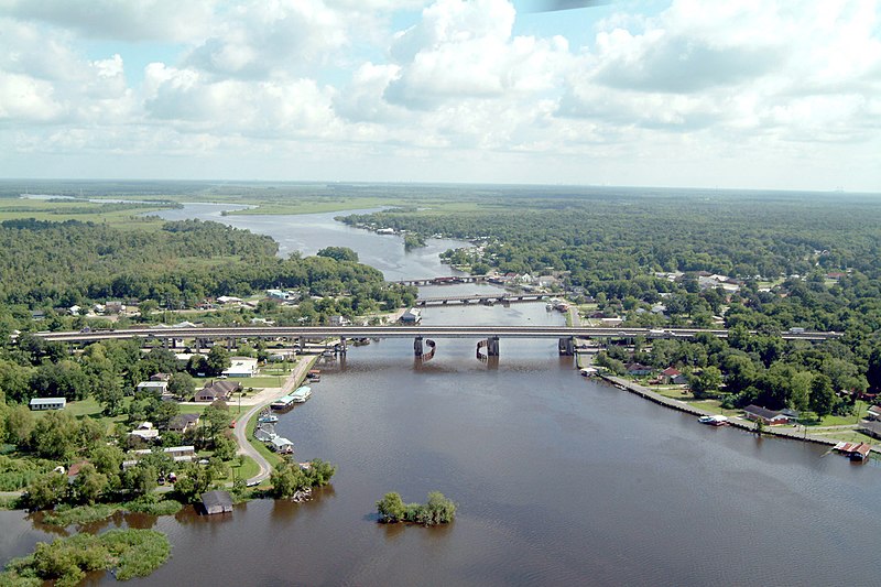 File:Bayou des Allemands.jpg