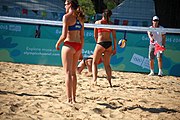 Deutsch: Beachvolleyball bei den Olympischen Jugendspielen 2018; Tag 8, 14. Oktober 2018; Mädchen, Achtelfinale – Bolivien-Puerto Rico 0:2 (18–21/18–21 ) English: Beach volleyball at the 2018 Summer Youth Olympics at 14 October 2018 – Girls Round of 16 – Bolivia-Puerto Rico 0:2 (18–21/18–21 )