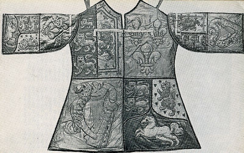 File:Blanc Coursier Tabard.jpg