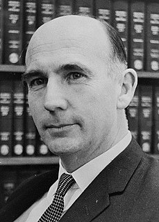 Bob Ellicott Australian lawyer, politician and judge