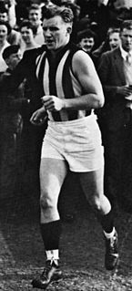 <span class="mw-page-title-main">Bob Rose (footballer)</span> Australian rules footballer, born 1928