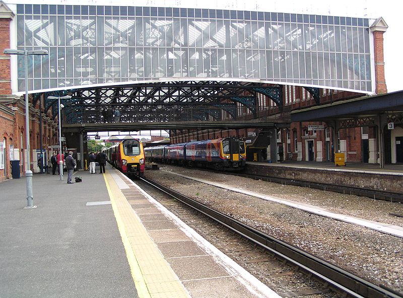 File:Bournemouth railway station.JPG