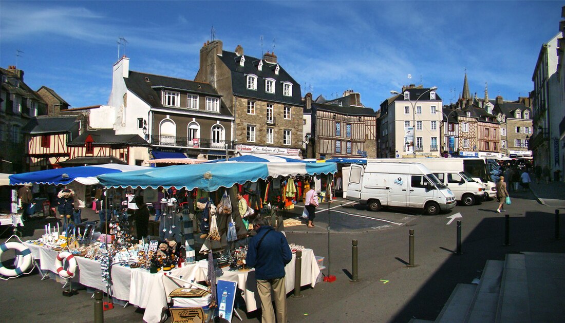 Place des Lices (Vannes)