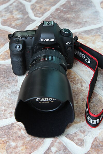 File:Canon EOS 5D Mark II with EF 24-70 f2.8L lens.jpg