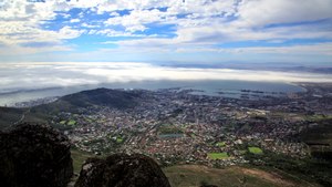 Soubor: Cape Town City Bowl Timelapse.webm