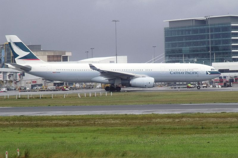 File:Cathay Pacific A330 (6320089533).jpg