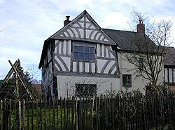 Chantry House, Bunbury, built 1527 - geograph.org.uk - 108626.jpg