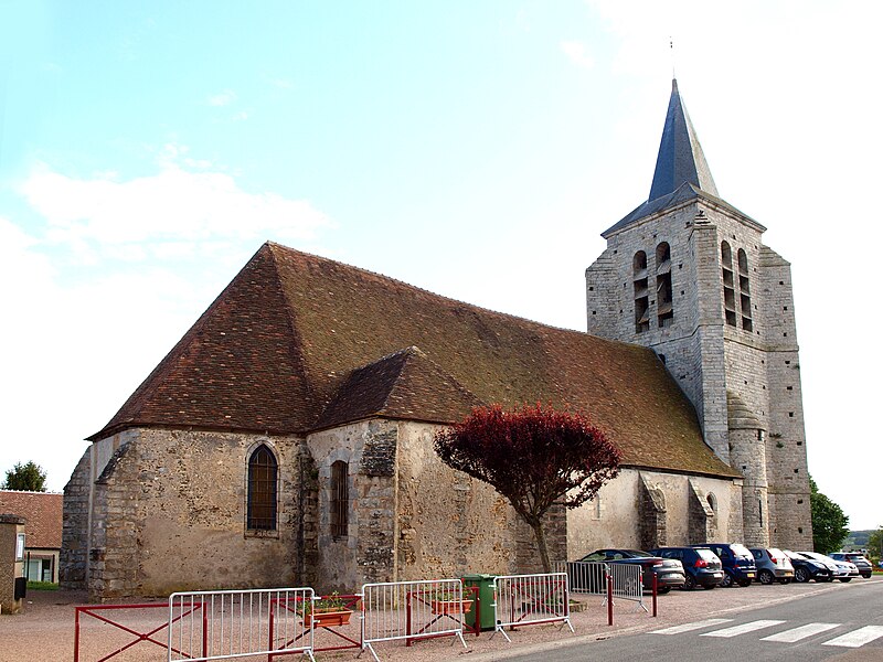 File:Chaumot-FR-89-église-08.jpg