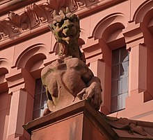 Karlsruhe'deki Grand Ducal Sepulcher Şapeli'ndeki Chimera