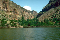 Cochiti reservoir Cochiti Lake shoreline.jpg